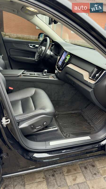 Позашляховик / Кросовер Volvo XC60 2021 в Білій Церкві