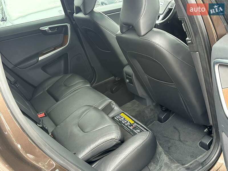 Позашляховик / Кросовер Volvo XC60 2016 в Луцьку фото 17 Позашляховик / Кросовер Volvo XC60 2016 в Луцьку