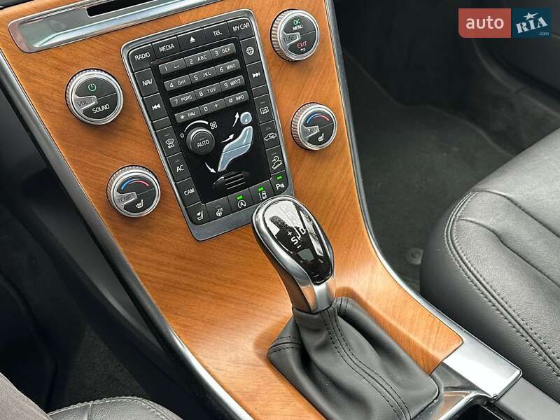 Позашляховик / Кросовер Volvo XC60 2016 в Луцьку фото 25 Позашляховик / Кросовер Volvo XC60 2016 в Луцьку