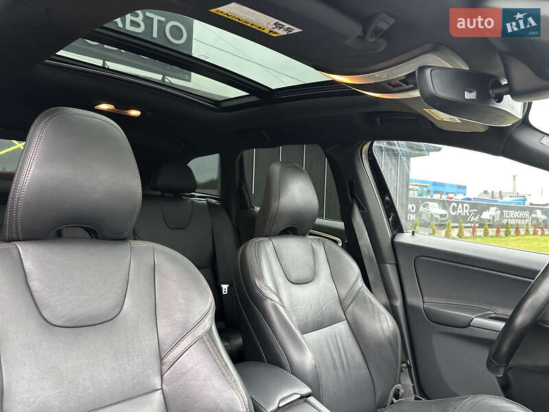 Позашляховик / Кросовер Volvo XC60 2015 в Львові