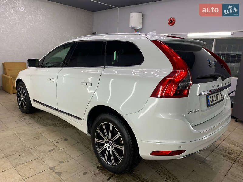 Позашляховик / Кросовер Volvo XC60 2015 в Києві фото 3 Позашляховик / Кросовер Volvo XC60 2015 в Києві