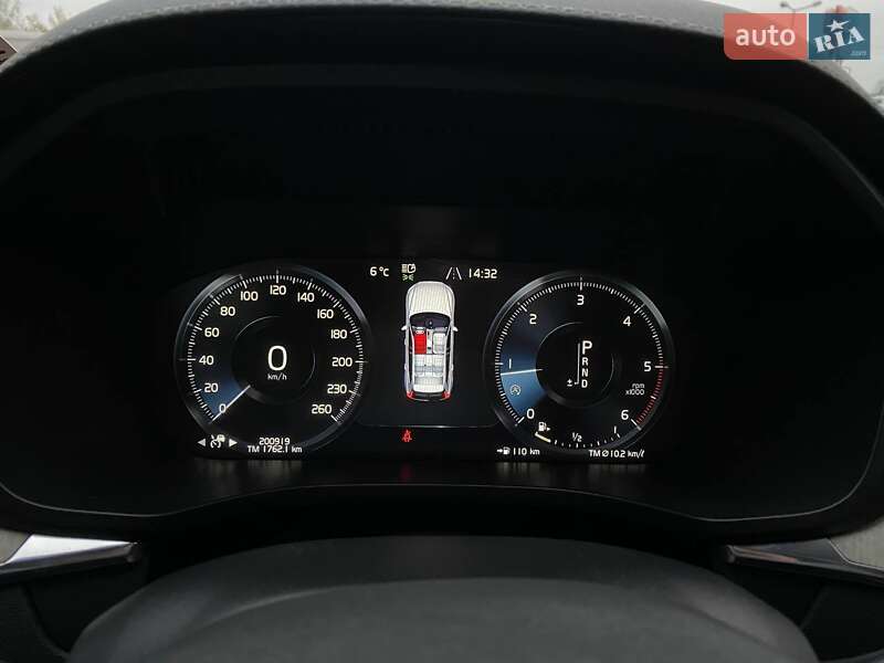 Внедорожник / Кроссовер Volvo XC60 2019 в Львове