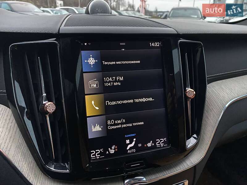 Внедорожник / Кроссовер Volvo XC60 2019 в Львове