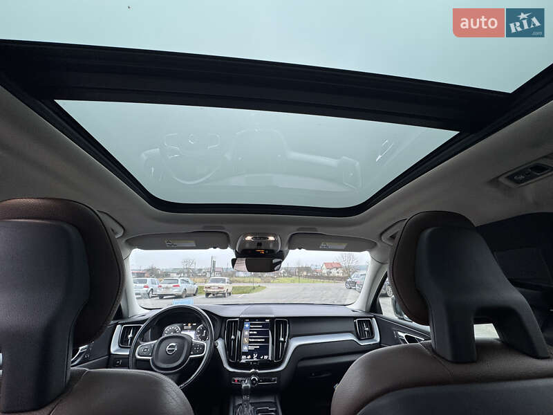 Позашляховик / Кросовер Volvo XC60 2017 в Новояворівську