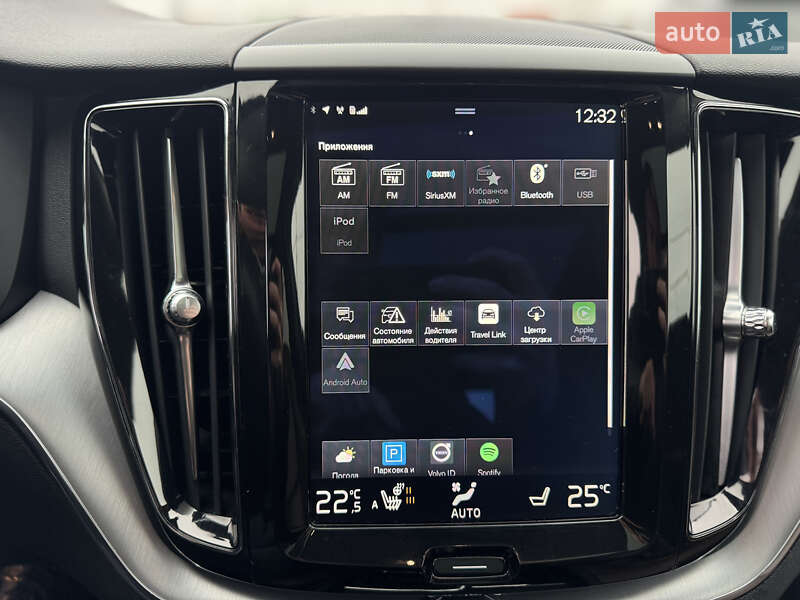 Позашляховик / Кросовер Volvo XC60 2017 в Новояворівську