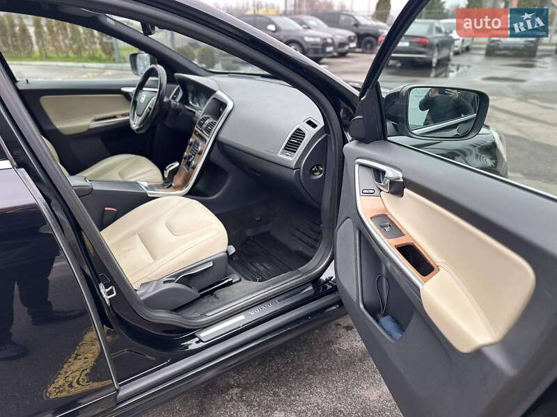 Позашляховик / Кросовер Volvo XC60 2014 в Полтаві