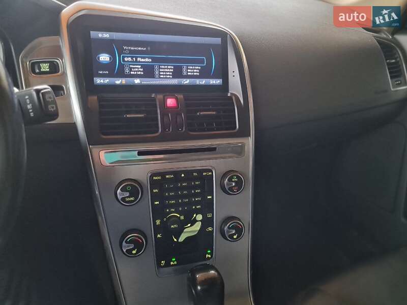 Внедорожник / Кроссовер Volvo XC60 2011 в Ивано-Франковске