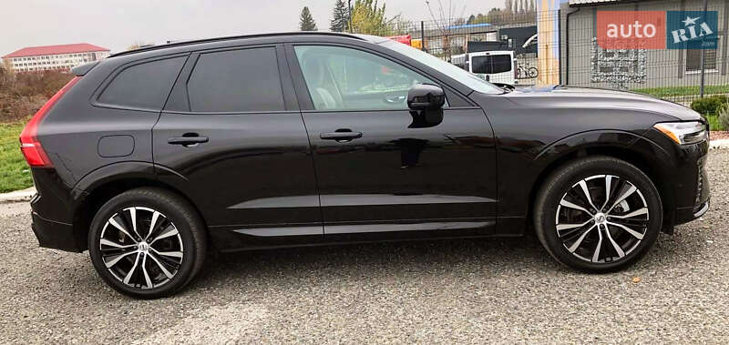 Внедорожник / Кроссовер Volvo XC60 2022 в Черновцах