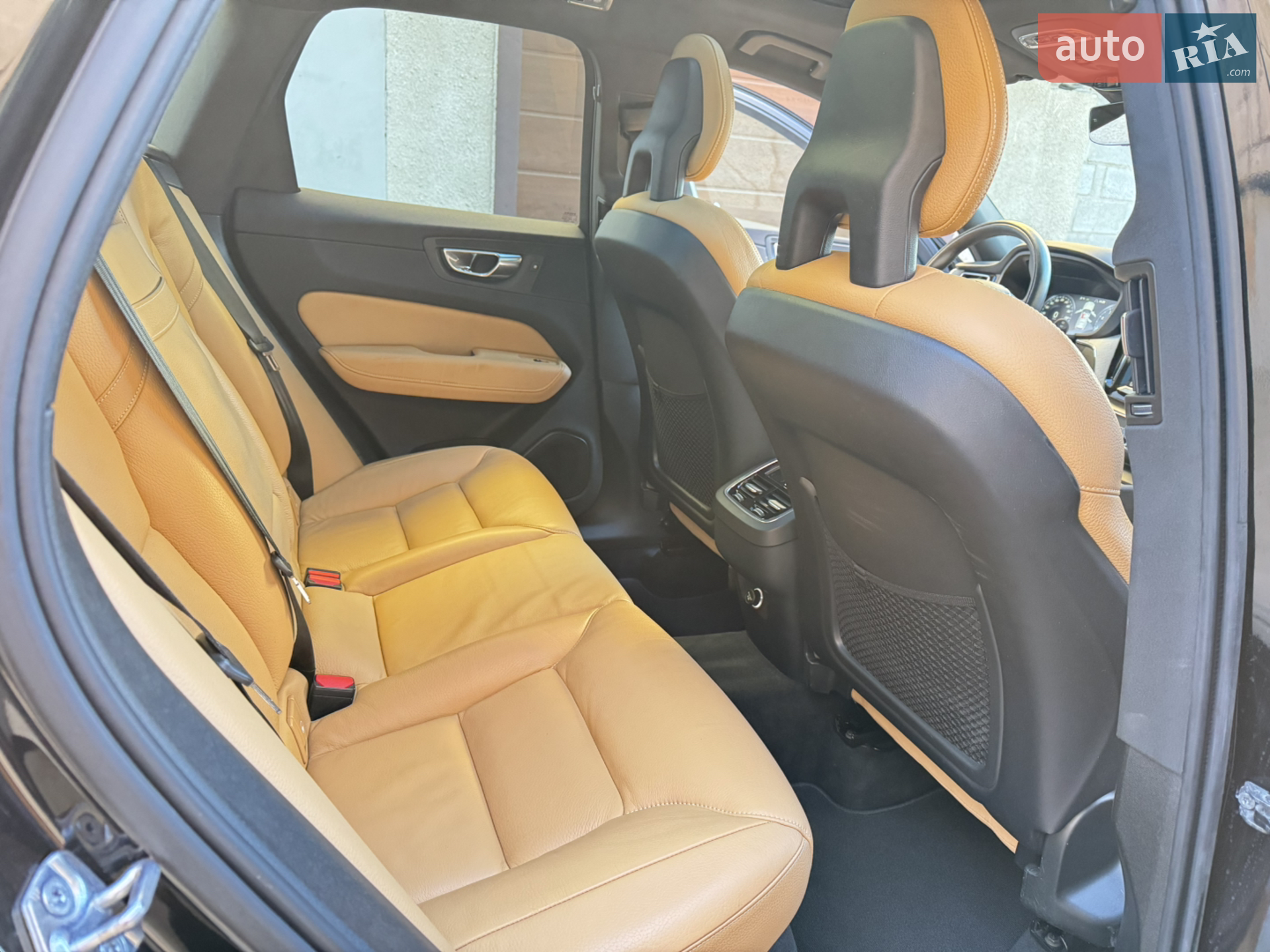 2017 Volvo XC60 - мініатюра 10
