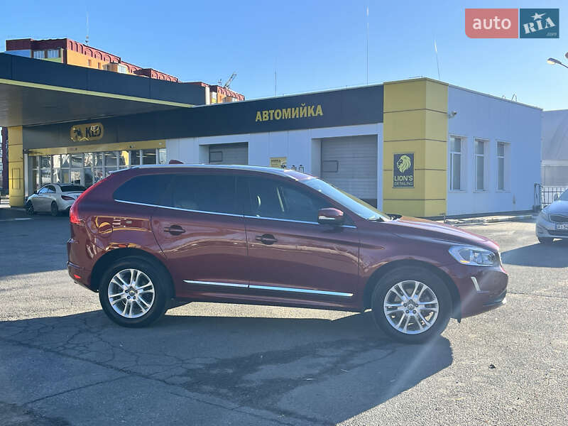 Позашляховик / Кросовер Volvo XC60 2016 в Києві фото 2 Позашляховик / Кросовер Volvo XC60 2016 в Києві