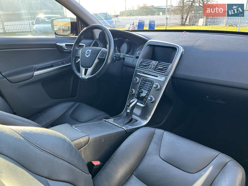 Позашляховик / Кросовер Volvo XC60 2016 в Києві фото 50 Позашляховик / Кросовер Volvo XC60 2016 в Києві
