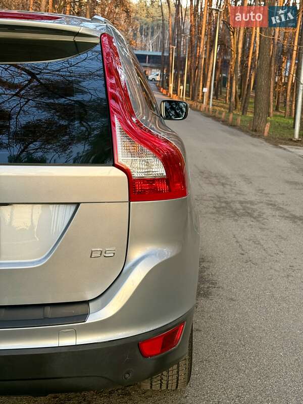 Внедорожник / Кроссовер Volvo XC60 2012 в Киеве