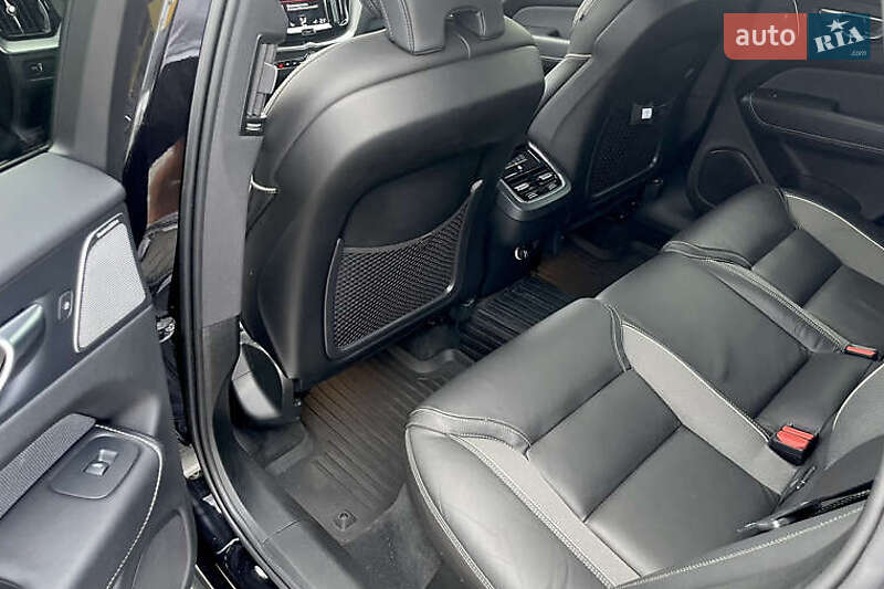 Внедорожник / Кроссовер Volvo XC60 2020 в Черновцах