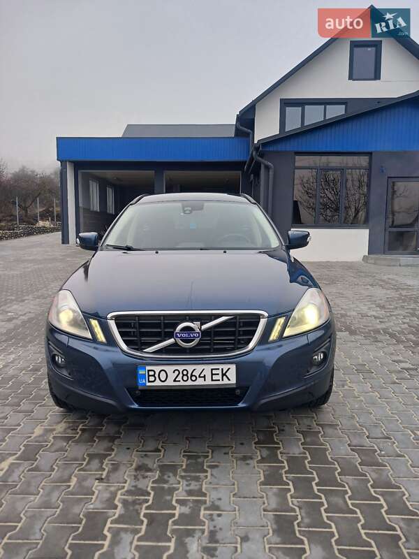 Внедорожник / Кроссовер Volvo XC60 2009 в Теребовле