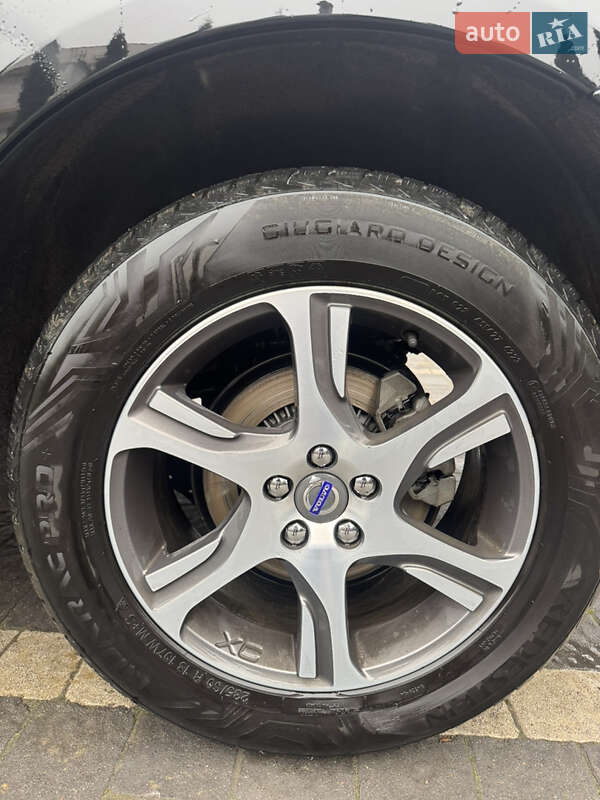 Позашляховик / Кросовер Volvo XC60 2015 в Надвірній