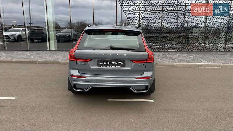 Внедорожник / Кроссовер Volvo XC60 2023 в Киеве