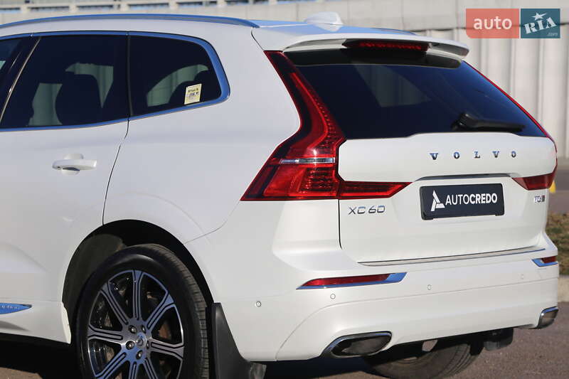 Внедорожник / Кроссовер Volvo XC60 2018 в Киеве фото 8 Внедорожник / Кроссовер Volvo XC60 2018 в Киеве