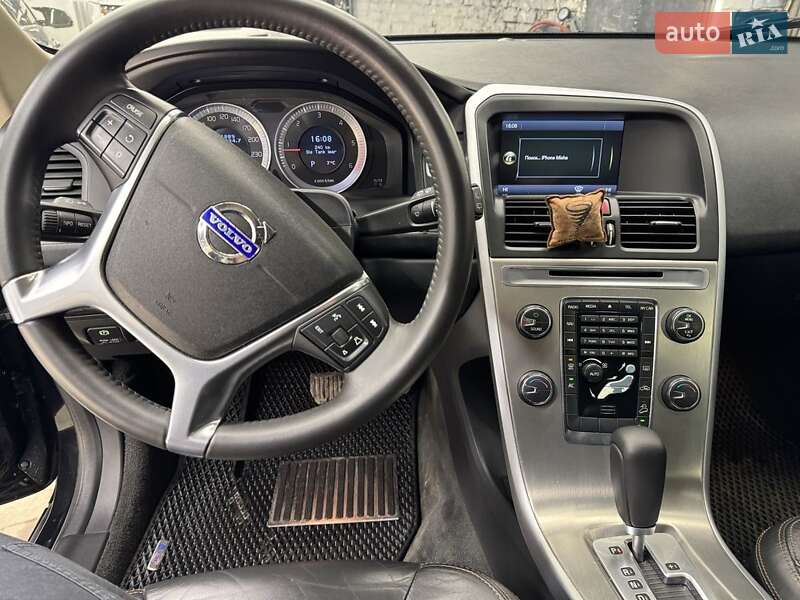 Внедорожник / Кроссовер Volvo XC60 2011 в Луцке