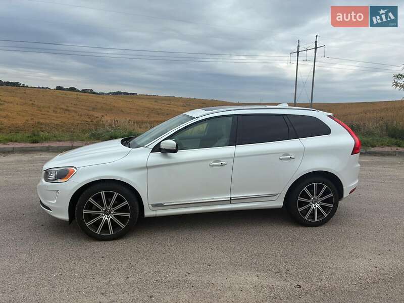 Внедорожник / Кроссовер Volvo XC60 2016 в Ровно