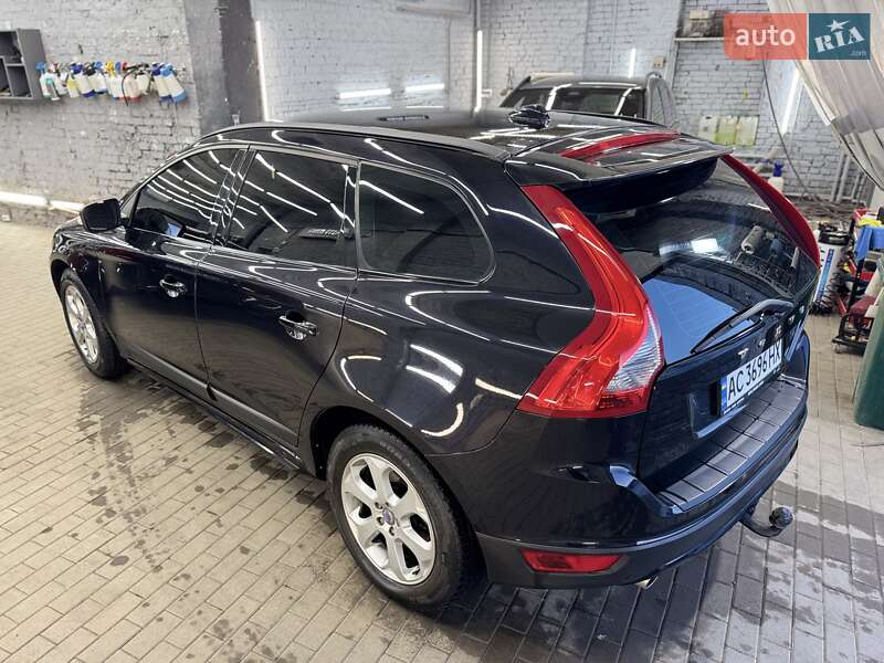 Внедорожник / Кроссовер Volvo XC60 2011 в Луцке
