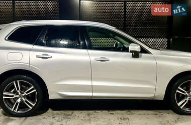 Внедорожник / Кроссовер Volvo XC60 2019 в Луцке