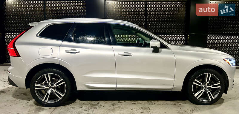 Внедорожник / Кроссовер Volvo XC60 2019 в Луцке