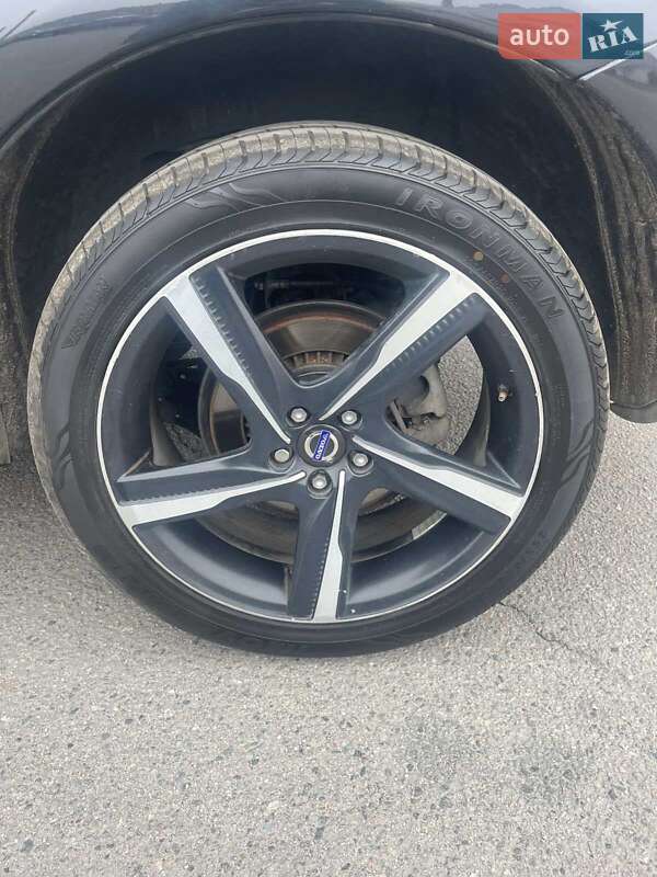 Внедорожник / Кроссовер Volvo XC60 2015 в Днепре