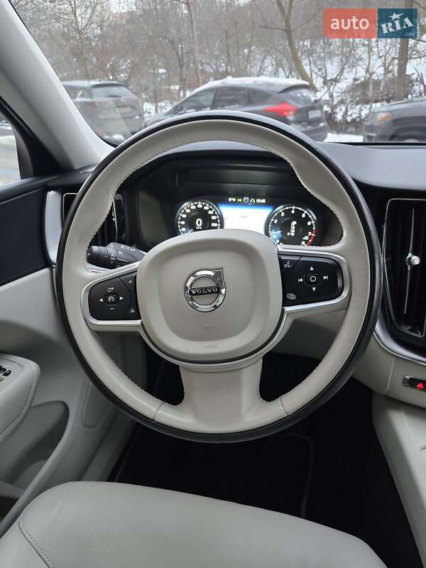 Внедорожник / Кроссовер Volvo XC60 2017 в Виннице