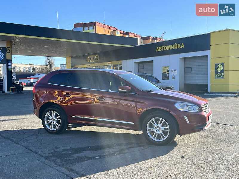 Внедорожник / Кроссовер Volvo XC60 2016 в Василькове