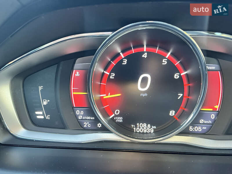 Внедорожник / Кроссовер Volvo XC60 2016 в Василькове