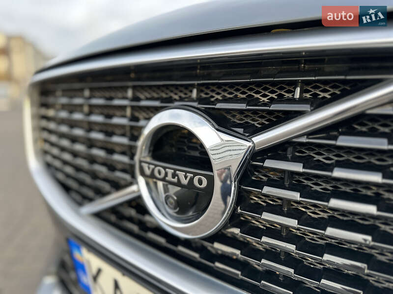Позашляховик / Кросовер Volvo XC60 2018 в Києві