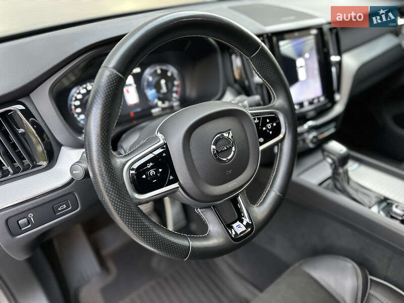 Позашляховик / Кросовер Volvo XC60 2018 в Києві
