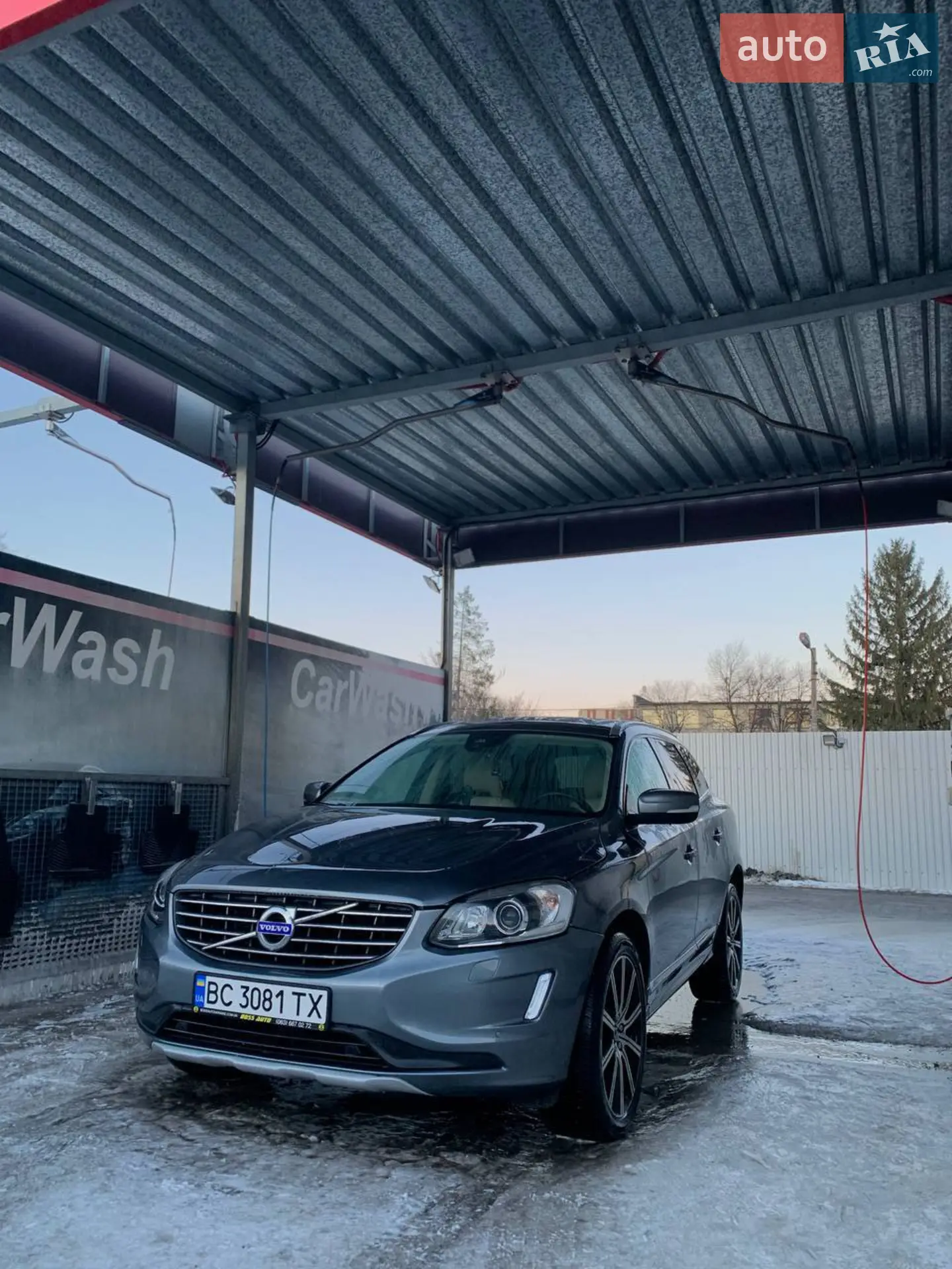 2017 Volvo XC60 - мініатюра 2