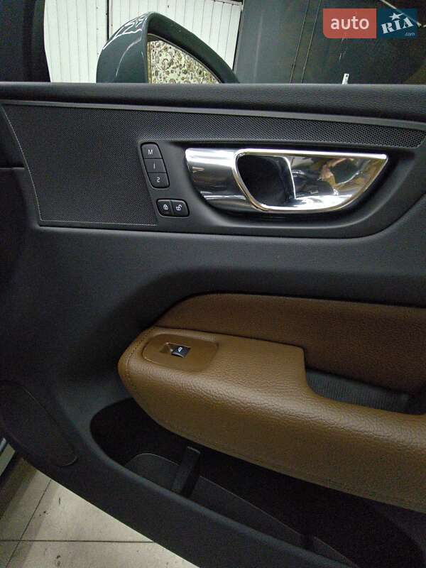 Внедорожник / Кроссовер Volvo XC60 2018 в Виннице