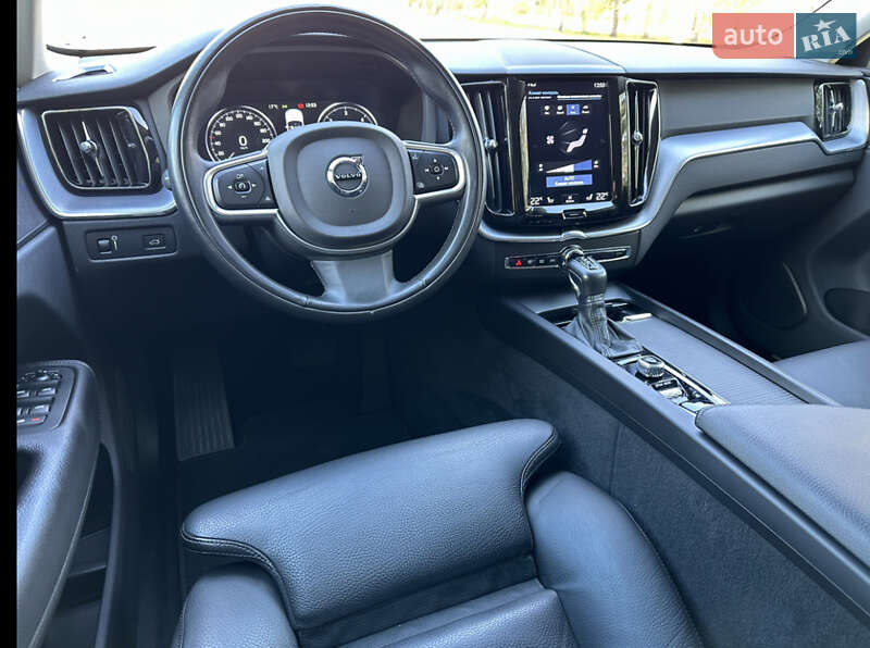 Позашляховик / Кросовер Volvo XC60 2019 в Рівному