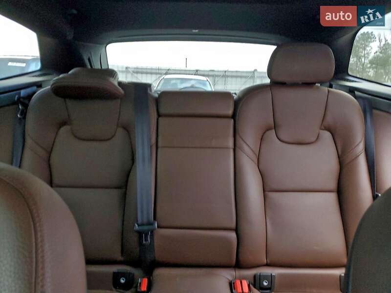 Позашляховик / Кросовер Volvo XC60 2021 в Хмельницькому