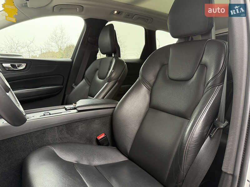 Внедорожник / Кроссовер Volvo XC60 2019 в Дрогобыче