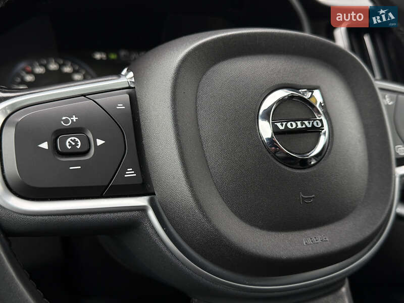 Внедорожник / Кроссовер Volvo XC60 2019 в Дрогобыче