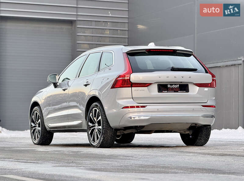Внедорожник / Кроссовер Volvo XC60 2022 в Киеве