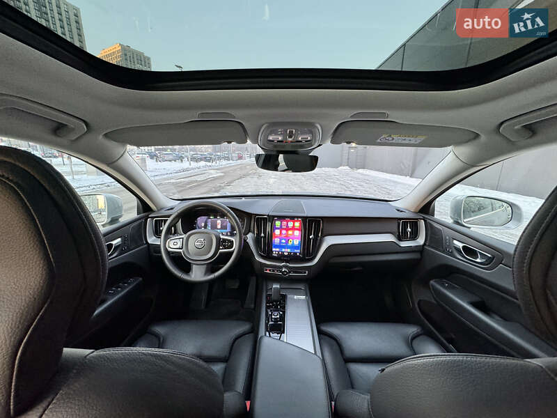 Внедорожник / Кроссовер Volvo XC60 2022 в Киеве