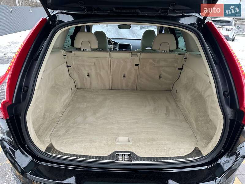 Внедорожник / Кроссовер Volvo XC60 2016 в Львове фото 22 Внедорожник / Кроссовер Volvo XC60 2016 в Львове