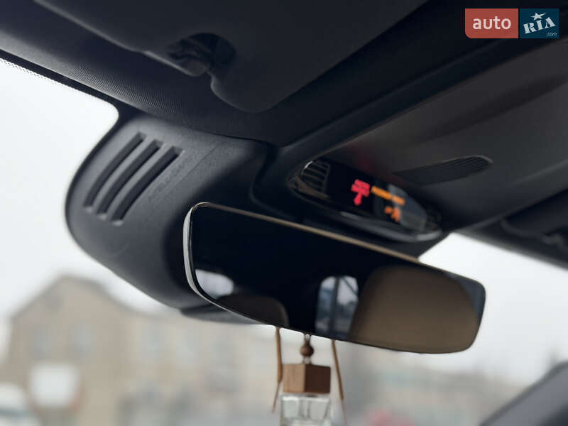 Внедорожник / Кроссовер Volvo XC60 2018 в Лопатине фото 38 Внедорожник / Кроссовер Volvo XC60 2018 в Лопатине