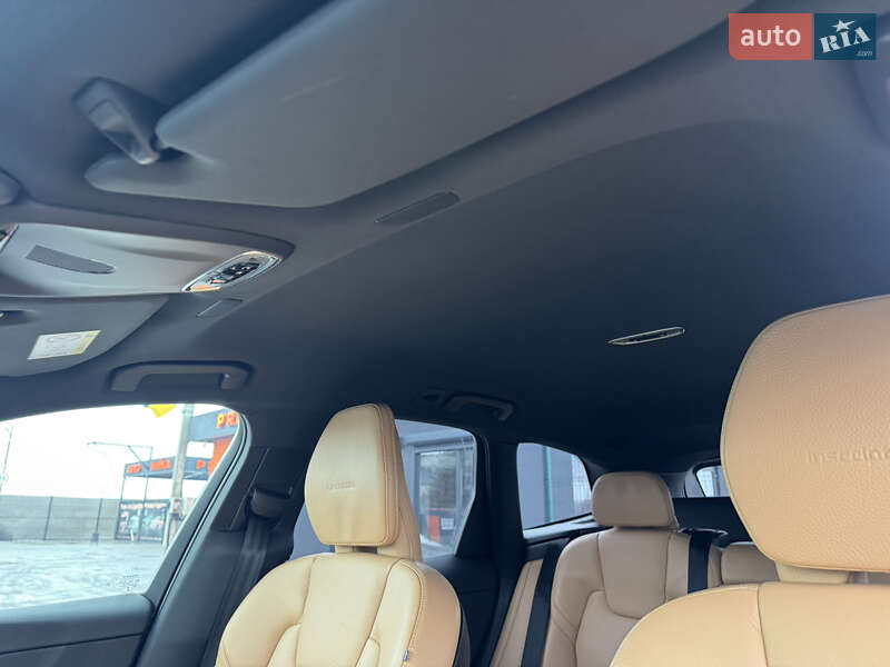 Внедорожник / Кроссовер Volvo XC60 2018 в Лопатине фото 39 Внедорожник / Кроссовер Volvo XC60 2018 в Лопатине