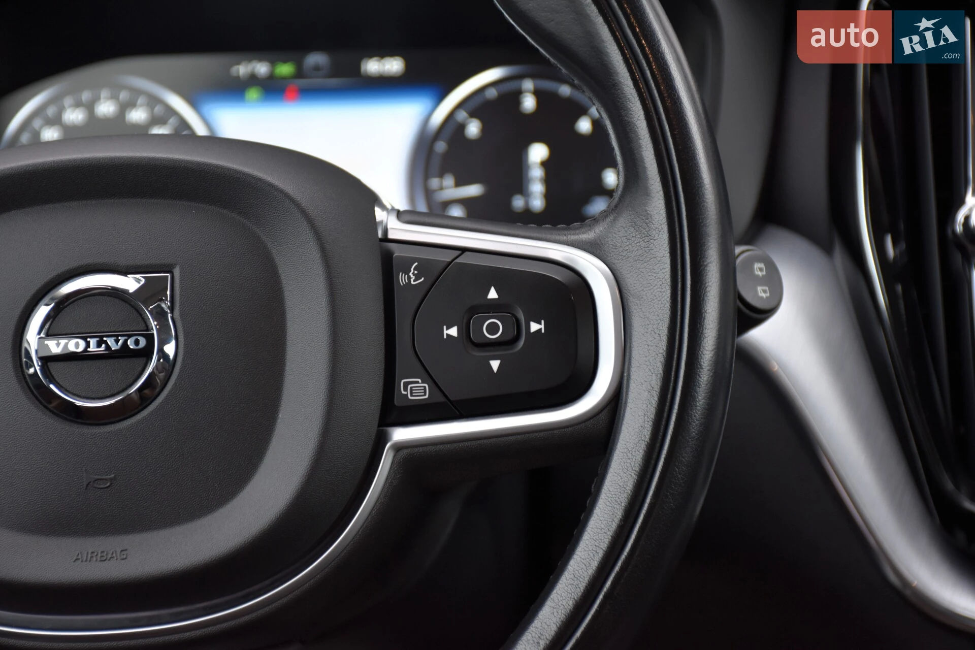 2019 Volvo XC60 - мініатюра 33