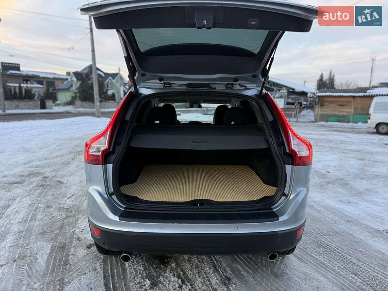 Внедорожник / Кроссовер Volvo XC60 2009 в Ивано-Франковске