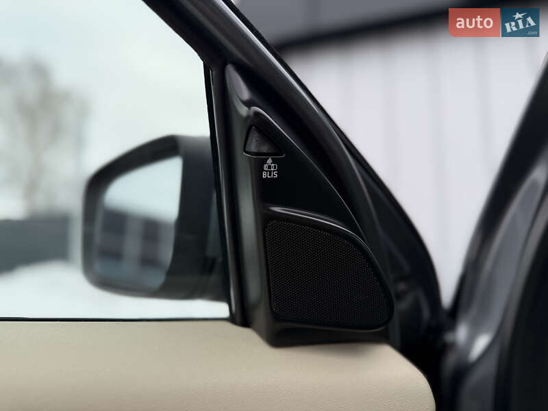 Внедорожник / Кроссовер Volvo XC60 2015 в Владимире