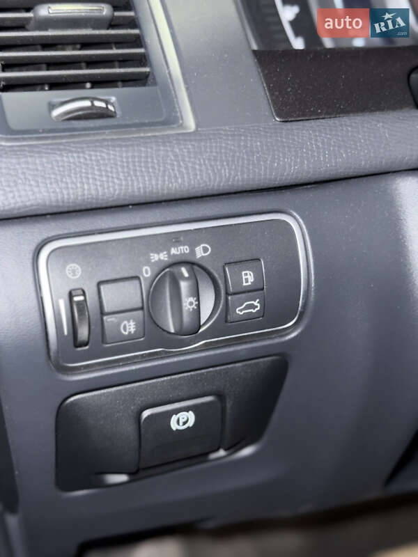 Внедорожник / Кроссовер Volvo XC60 2016 в Львове