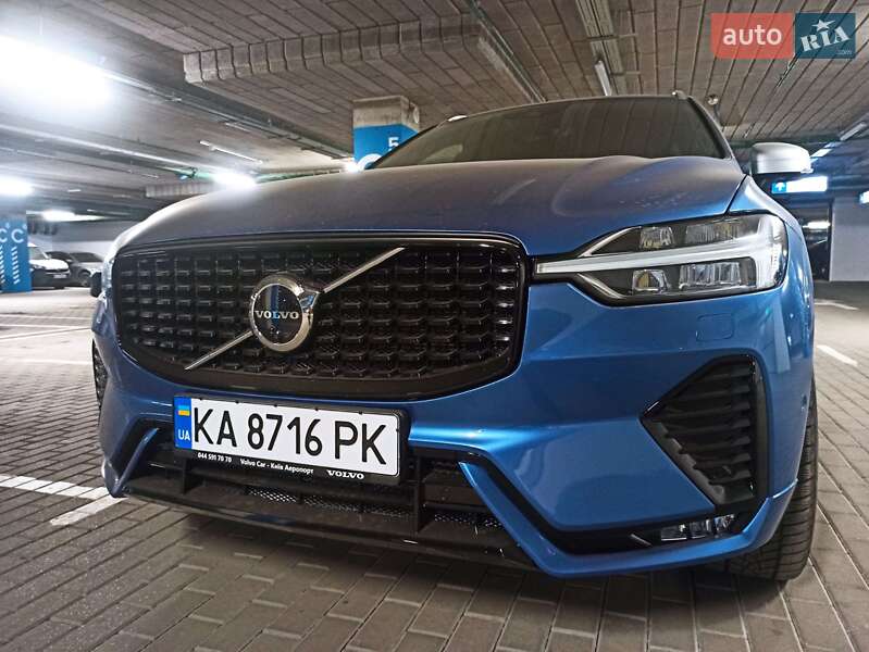 Внедорожник / Кроссовер Volvo XC60 2018 в Киеве