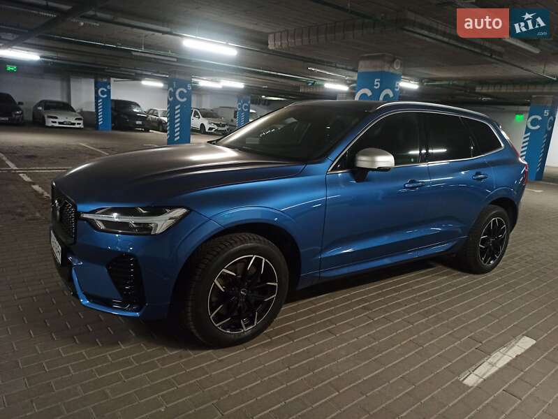 Внедорожник / Кроссовер Volvo XC60 2018 в Киеве