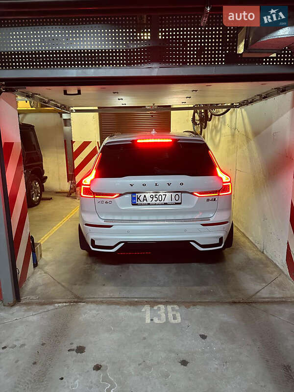 Внедорожник / Кроссовер Volvo XC60 2022 в Киеве фото 4 Внедорожник / Кроссовер Volvo XC60 2022 в Киеве